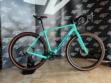 Bianchi Arcadex Pro 2025 (taglie XS, S, L)