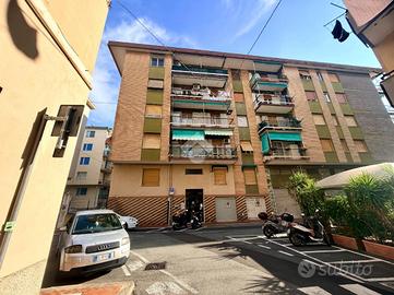 3 LOCALI A ALBISOLA SUPERIORE