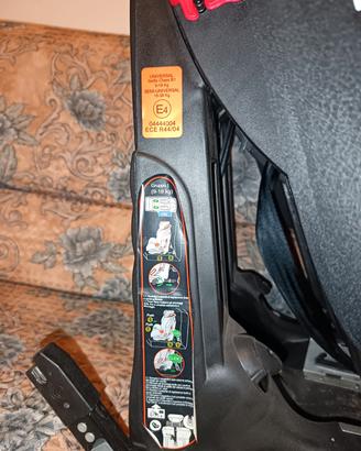 seggiolino isofix auto