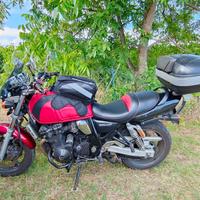 Suzuki gsx inazuma 750