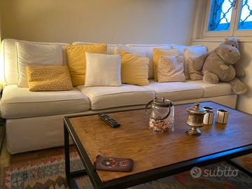 DIVANO QUATTRO POSTI E DIVANO DUE POSTI