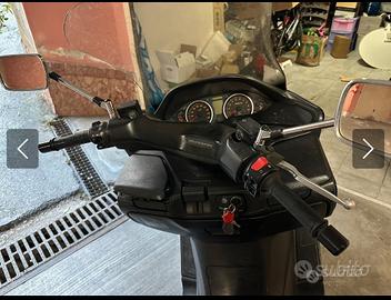 Scooter suzuki