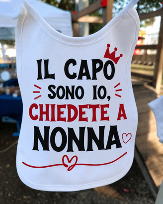 Bavaglino IL CAPO SONO CHIEDETE A NONNA