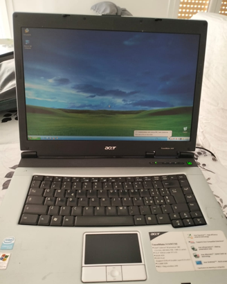Acer travemate 2430