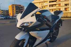 Yamaha YZF-R125 MBK