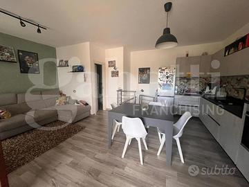 Appartamento Porto Azzurro [Cod. rif 3256926VRG]