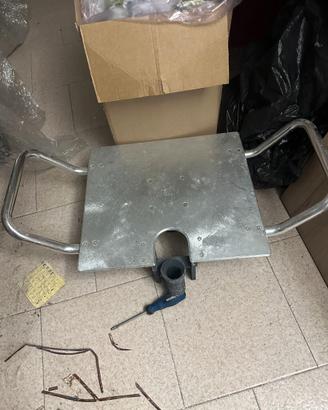 sedia combattimento in acciaio per tonni