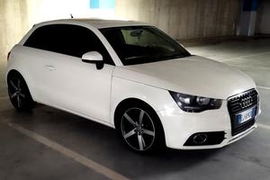 Audi A1 1.6 TDI neopatentati 