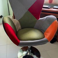 Poltrona girevole patchwork – stile moderno