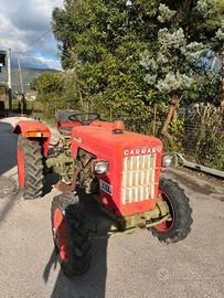 trattore agricolo