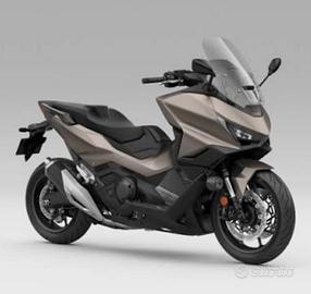 sella honda Forza 750