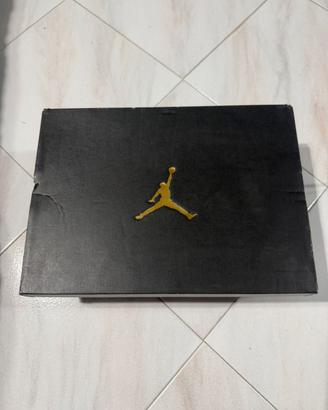 Nike Air Jordan 1 Mid uomo 42