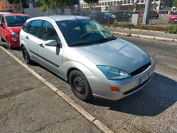 Ford Focus 1600 1 serie benzina GPL, anno 1999