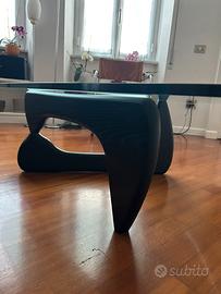 Noguchi coffe table. Tavolino da caffè nero
