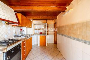 CASA INDIPENDENTE CON 3 CAMERE E 2 BAGNI!