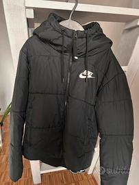 Giacca nike taglia XS imbottitura ovatta