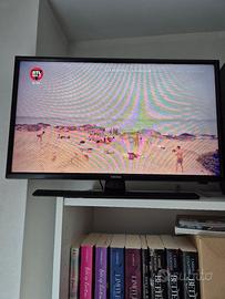 Tv led Samsung T28E316EI 28 pollici
