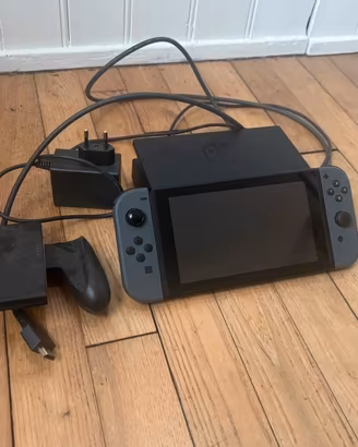 nintendo switch nera come nuova