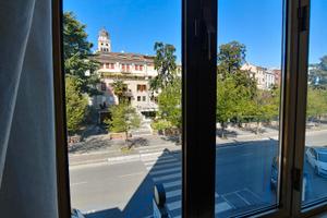 Centralissimo, arredato, annuale