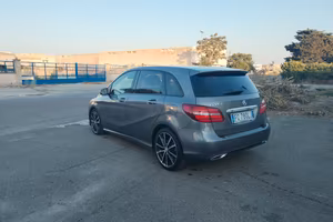 Mercedes classe b200. automatic premium 