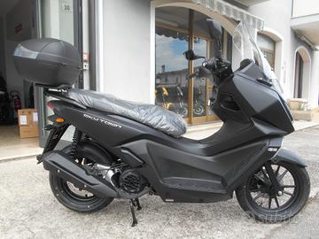 Kymco Skytown 125