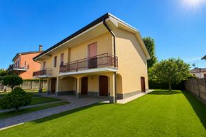 Villa o villino Albairate [1809VRG]