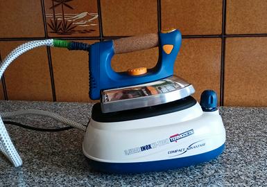 Ferro da stiro con caldaia 