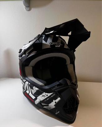 Casco cross Oneal + 2 maschere