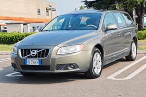 Volvo V70 2.4 DIESEL 175cv / Uniproprietario