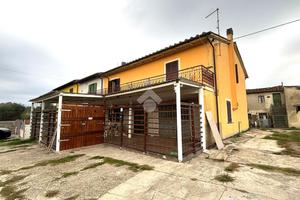 CASA SEMINDIPENDENTE A FUCECCHIO