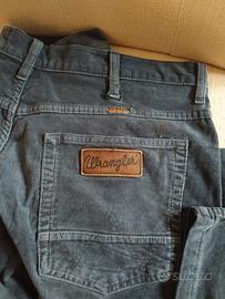 pantaloni wrangler velluto millerighe 