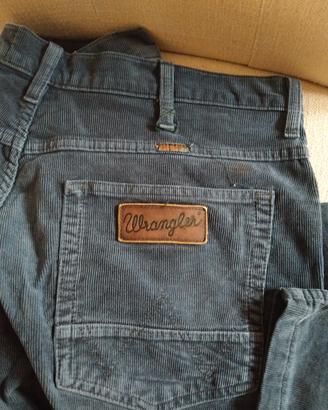 pantaloni wrangler velluto millerighe 