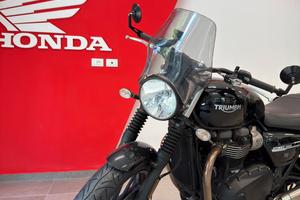 Triumph Street Twin