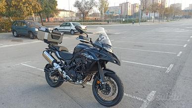 Benelli trk 502 x