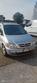 Opel Zafira 2004 metano 