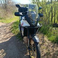 Honda Transalp 750 2024