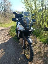 Honda Transalp 750 2024