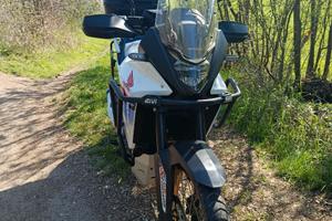 Honda Transalp 750 2024