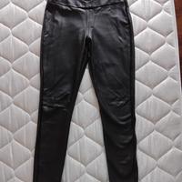 Pantaloni neri finta pelle S/M