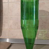 Bottiglie vuote di acqua Fiuggi