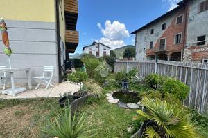 2 LOCALI A SORISOLE