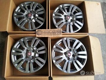 Cerchi in lega raggio 15 fiat grande punto titanio