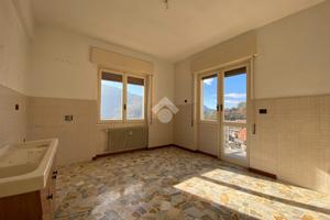 5 LOCALI A SANT'OLCESE