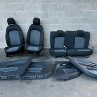 Sedili grigi Fiat Grande Punto 2011 5 porte