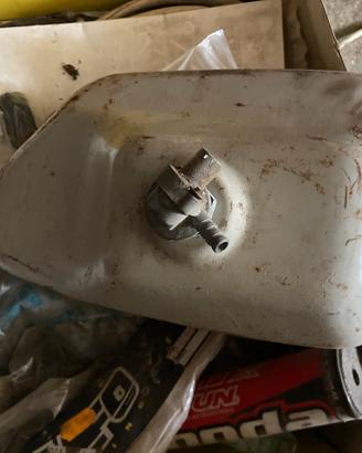 Vespa 50