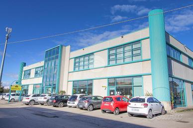 MULTILOCALE A SAN BENEDETTO DEL TRONTO