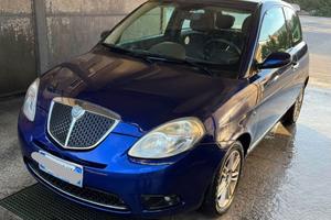 Lancia ypsilon 1200 benzina