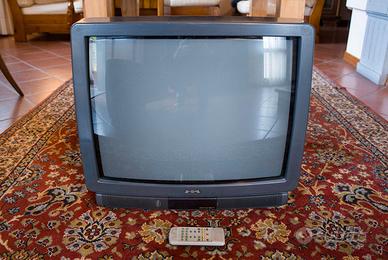 Televisore Mivar 24 pollici