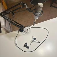 Braccio microfono regolabile con accessori e cavo