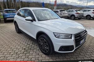 Audi Q5 50 TFSI e Business quattro S tronic